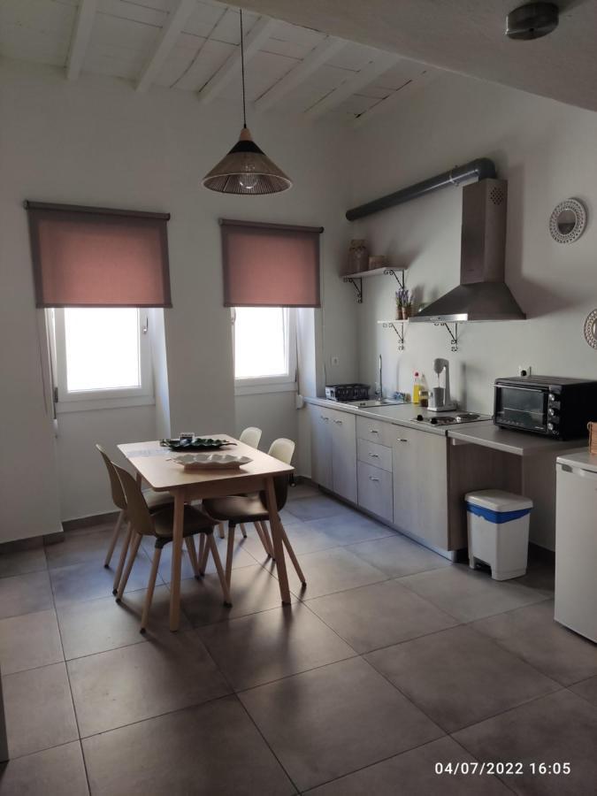 Smyrnis Apartments Ermoupoli Eksteriør billede